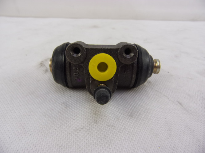 FIAT CYLINDEREK HAMULCOWY 9949670