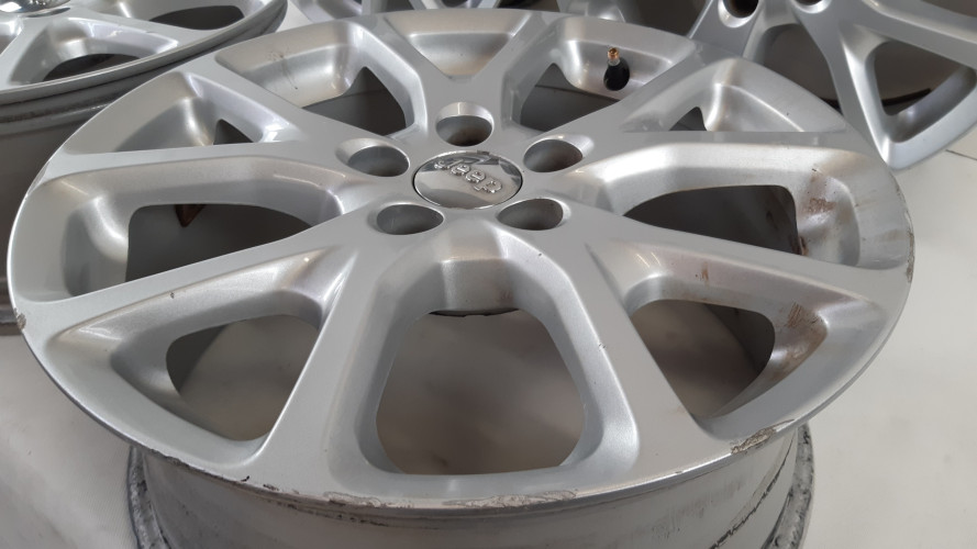 JEEP CHEROKEE KL FELGI ALUMINIOWE 17X7.0 1UT90TRMAA