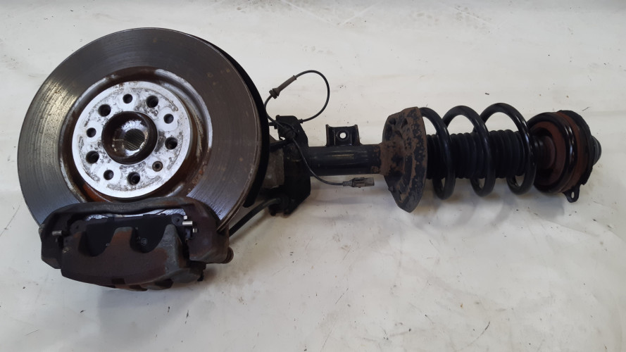 JEEP CHEROKEE KL 2.0 MTJ MCPHERSON PRAWY PRZÓD '05168704AB, 05168590AF