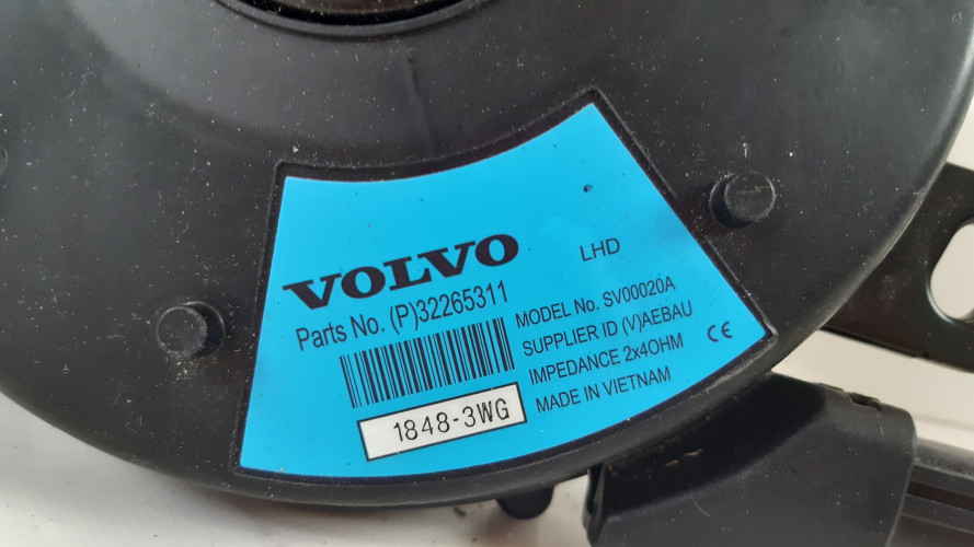 VOLVO XC40 SUBWOOFER 32265311