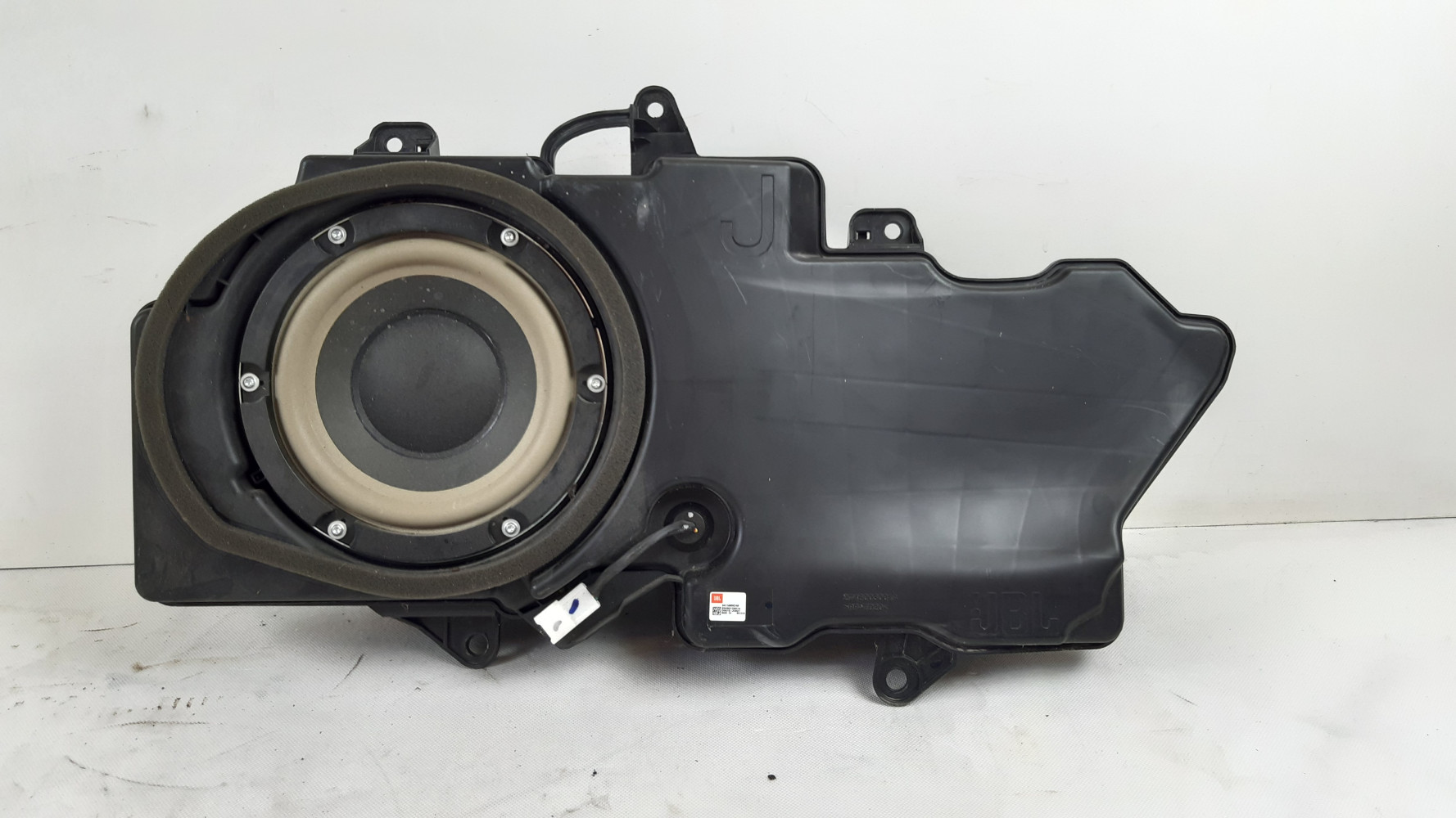 TOYOTA LAND CRUISER 150 GŁOŚNIK SUBWOOFER 861500W240