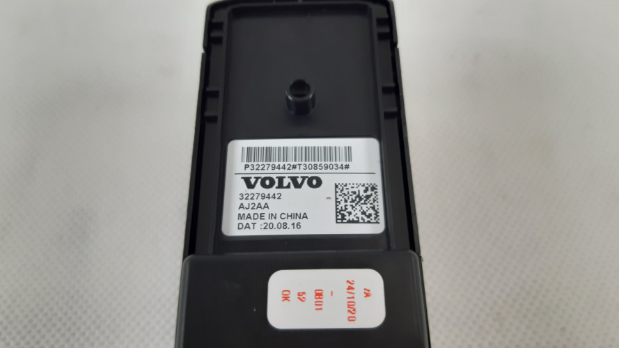 VOLVO XC40 PRZEŁĄCZNIK PANEL SZYB LEWY PRZÓD 32279442