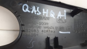 NISSAN QASHQAI J11 OSŁONA RAMKA KLAMKI LEWA TYŁ 68411-HV00A