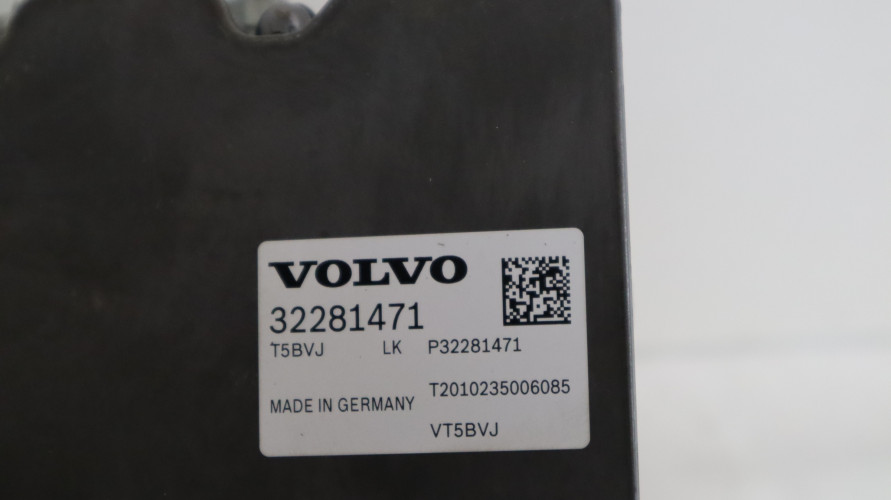 VOLVO XC40 1.5 T3 POMPA ABS 32281471