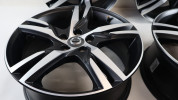 VOLVO XC40 II FELGI ALUMINIOWE 18X7.5 31445812