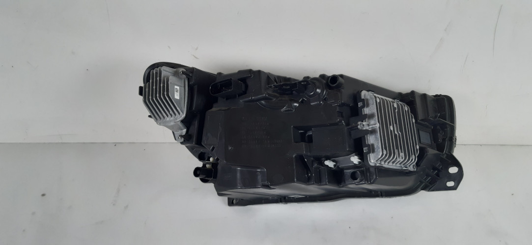 VOLVO XC40 LAMPA LEWA PRZÓD FULL LED 31655992