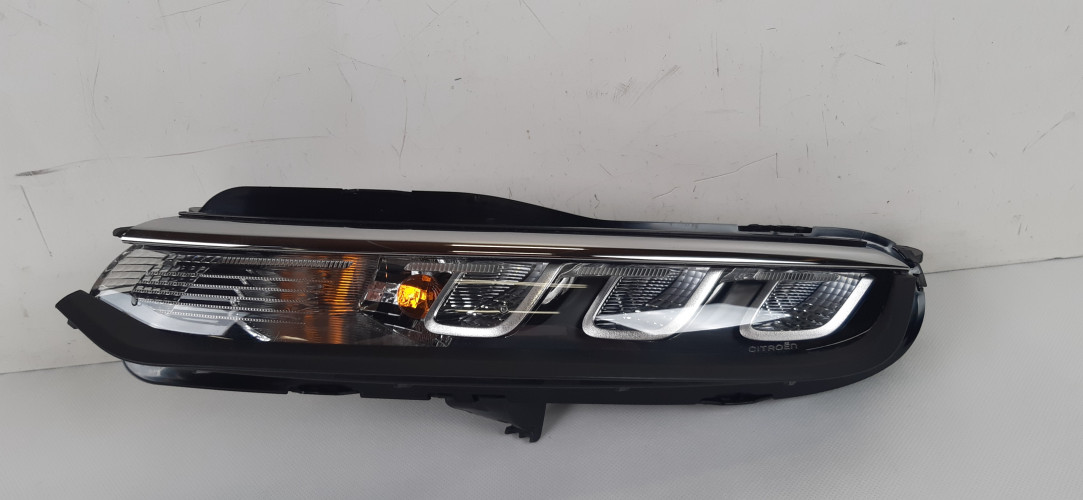 CITROEN C3 III LAMPA LEWA PRZÓD 9833480680-03