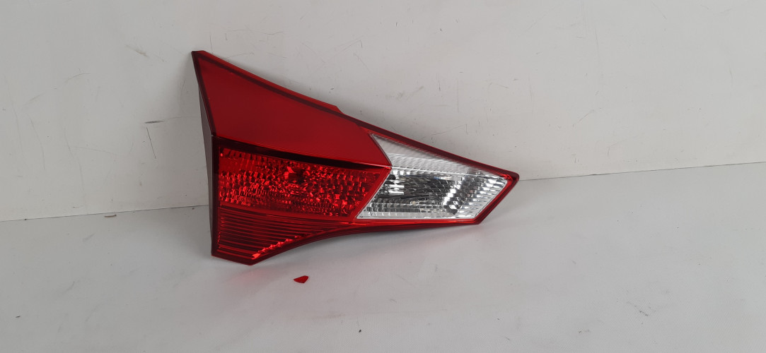 TOYOTA RAV4 IV LAMPA LEWA TYŁ 81593-42010