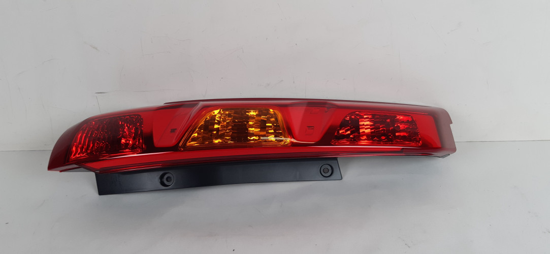 NISSAN X-TRAIL T31 LAMPA LEWA TYŁ 26555-JG00A