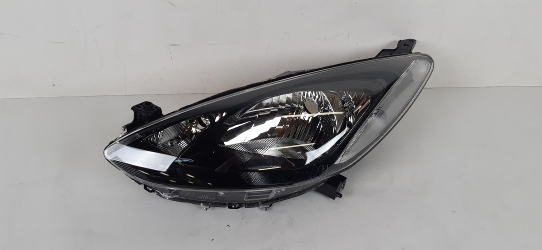 MAZDA II 07-14 LAMPA LEWA PRZÓD DF71-51-0L0F