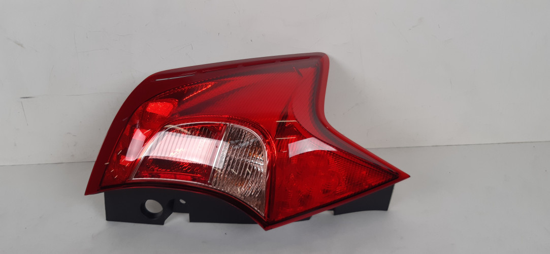 NISSAN NOTE E12 LAMPA LEWA TYŁ 26555-3VV0A