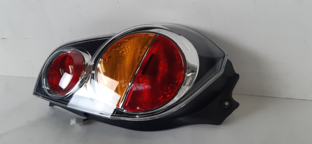 CHEVROLET SPARK LAMPA LEWA TYŁ 42577163, 42577161