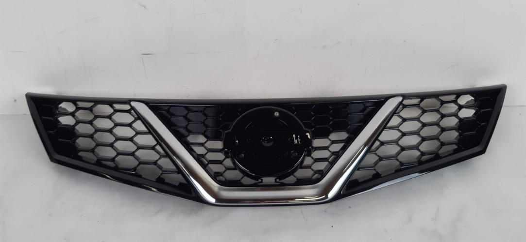 NISSAN PULSAR GRILL ATRAPA ZDERZAKA 62310-3ZL1A