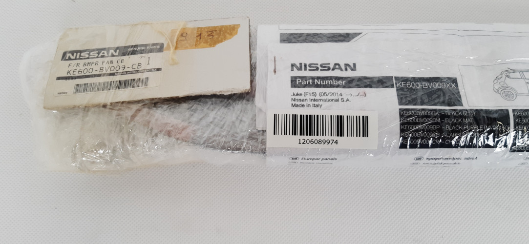 NISSAN JUKE F15 LISTWY OZDOBNE ZDERZAKA PRZÓD KE600-BV009XX