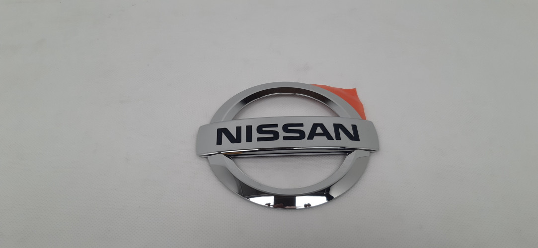 NISSAN JUKE II F16 EMBLEMAT ZNACZEK GRILL PRZÓD 6289-6LA0A