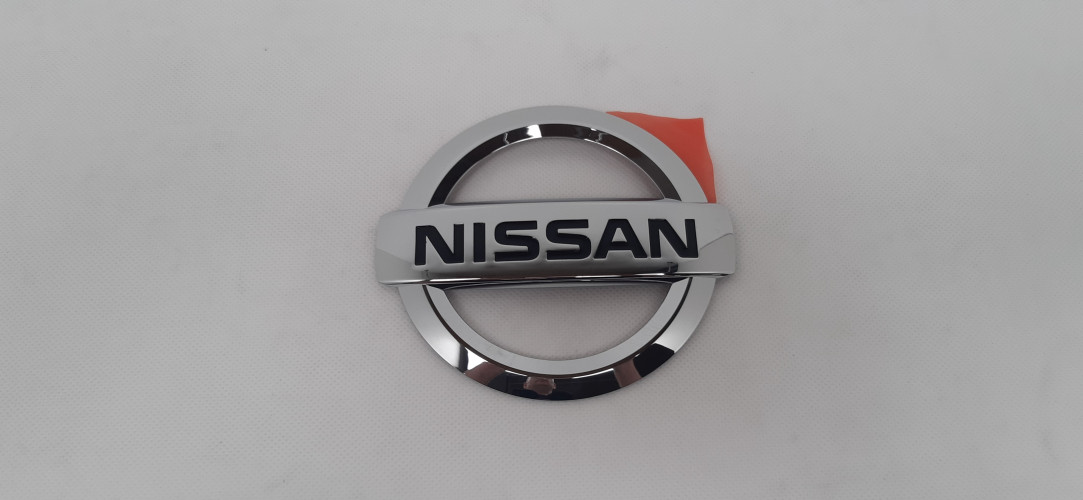 NISSAN JUKE II F16 EMBLEMAT ZNACZEK GRILL PRZÓD 6289-6LA0A