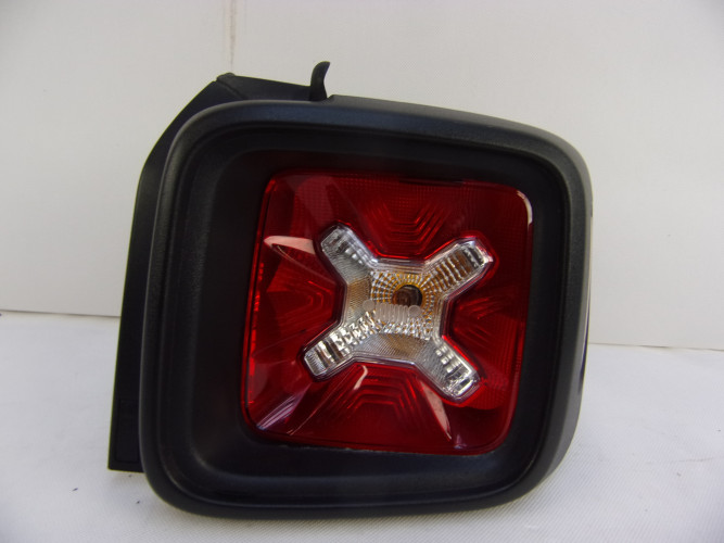 JEEP RENEGADE LAMPA PRAWA TYŁ 51953119