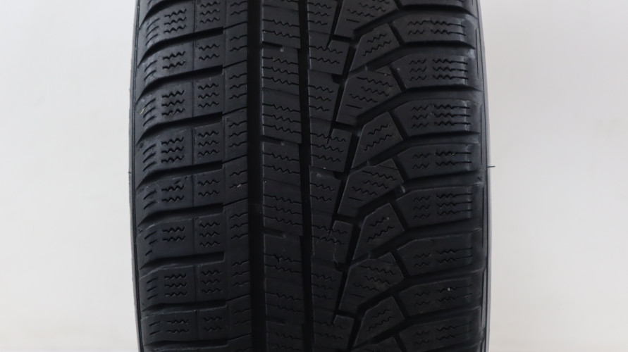 OPONA HANKOOK WINTER I*CEPT EVO2 215/60/17